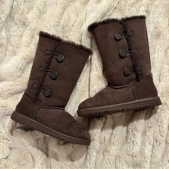 UGG Bailey Button Triplet CHO Tall Boots Brown Size 5