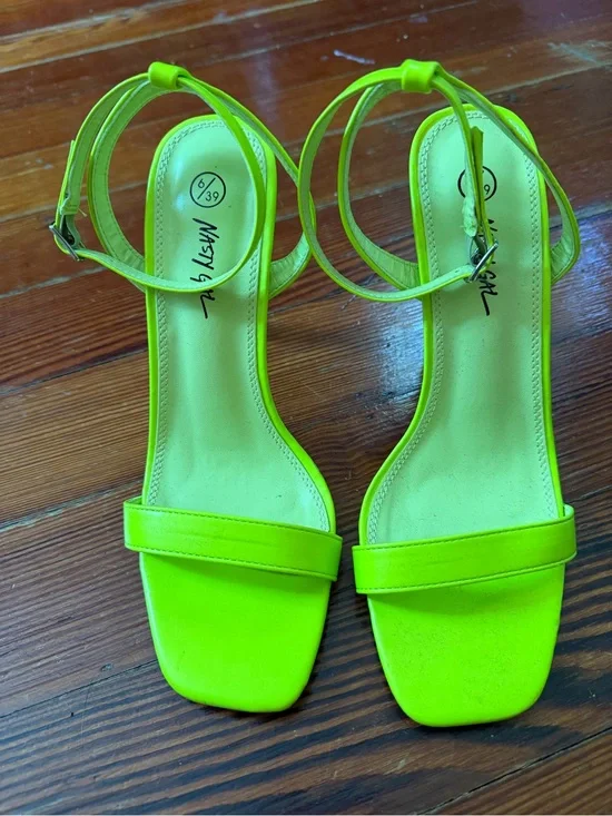 Nasty Gal Neon Green Ankle-Strap Sandals Funky Detailed High Heels