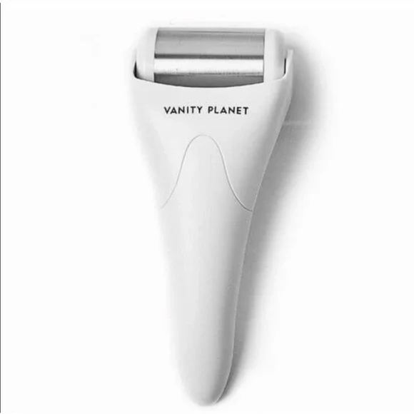 Vanity Planet Rivive Face &‎ Body Ice Roller BNIB