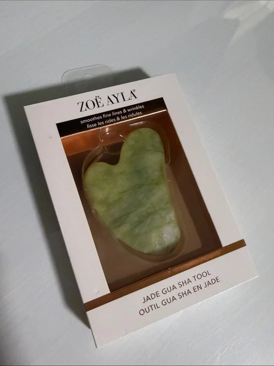 ZOË AYLA Jade Gua Sha Tool - Green Jade Facial Massage