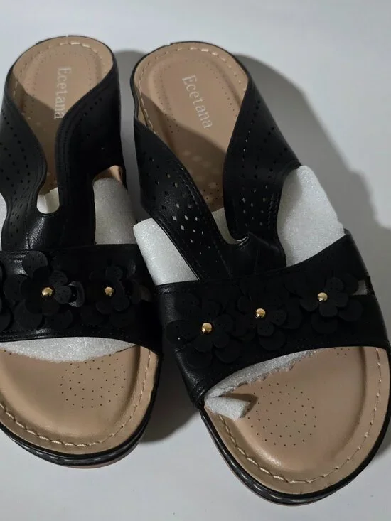 Size 44 (11) Black Sandals Slides (New)