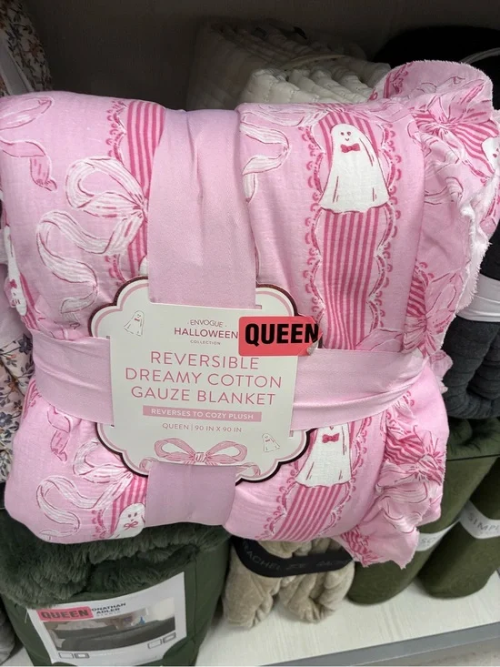 Envogue Pink Reversible Cotton Gauze Blanket - Halloween Ghost Pattern