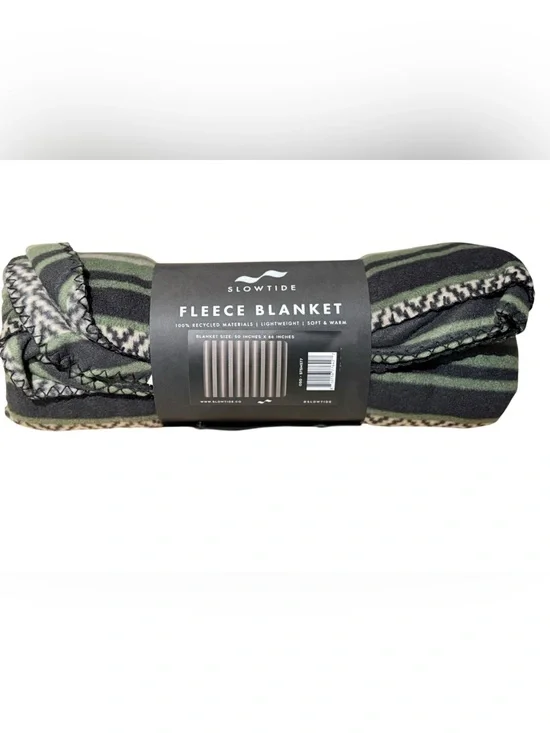 NWT - Slowtide Oso Polar Fleece Blanket Forrest Green Black 50x66