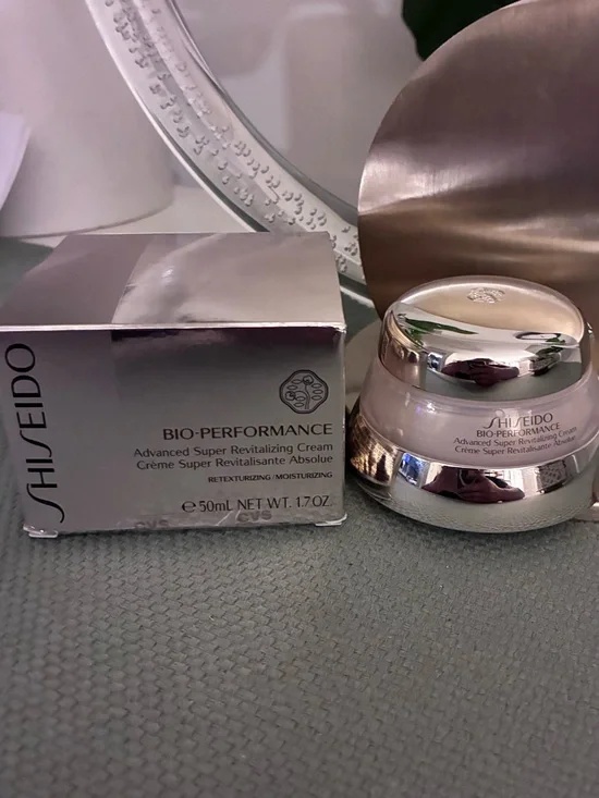 Shiseido Bio-Performance Advanced Super Revitalizing Cream