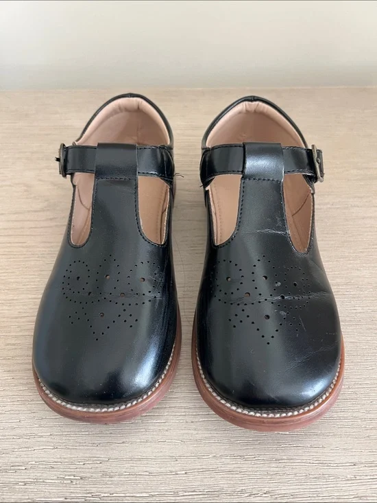 Otter Momp Oxford Mary Jane sandals school uniform size 2 black