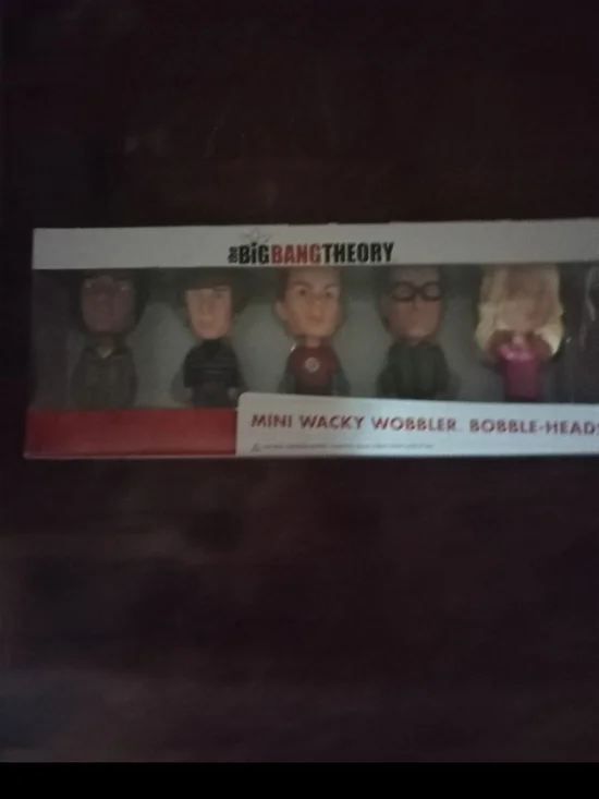 Big Bang Theory Mini Wacky Wobbler Bobble-Head Set - Assorted Colors