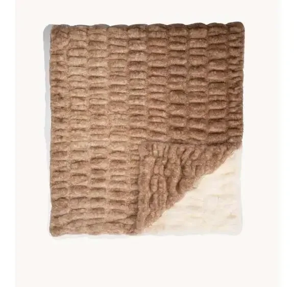 Lola Blankets Original Blanket Medium 50
