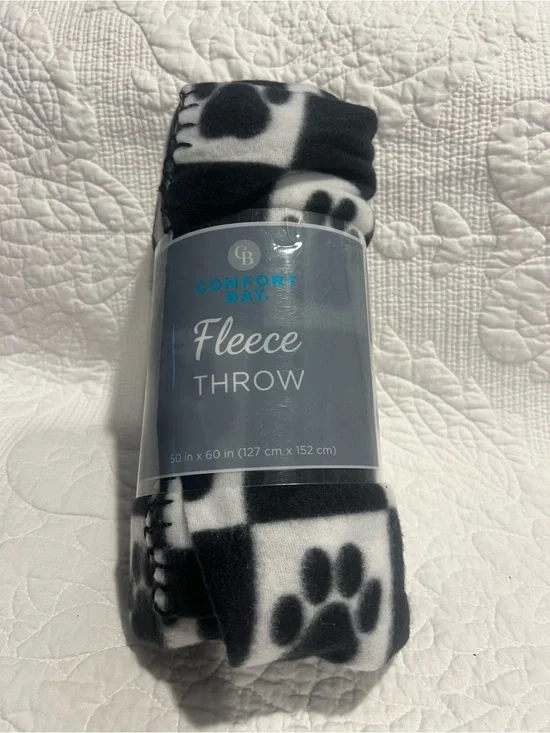 Comfort Bay Fleece Throw Blanket Black & White W/Pawprints Decor Soft 50X60”