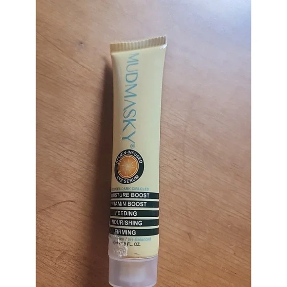 Mudmasky Vitamin-Infused Eye Serum Moisture Boost -‎ Brand New