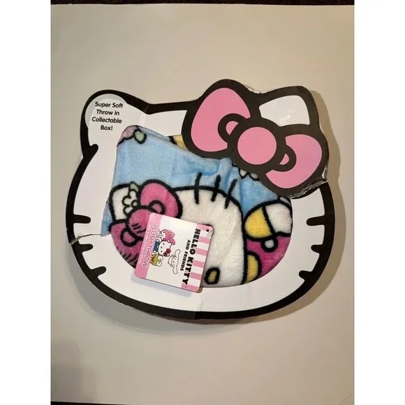 Hello Kitty, throw blanket