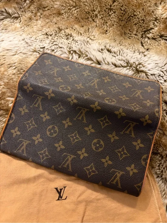 Louis Vuitton Monogram Pochette Twin GM Clutch