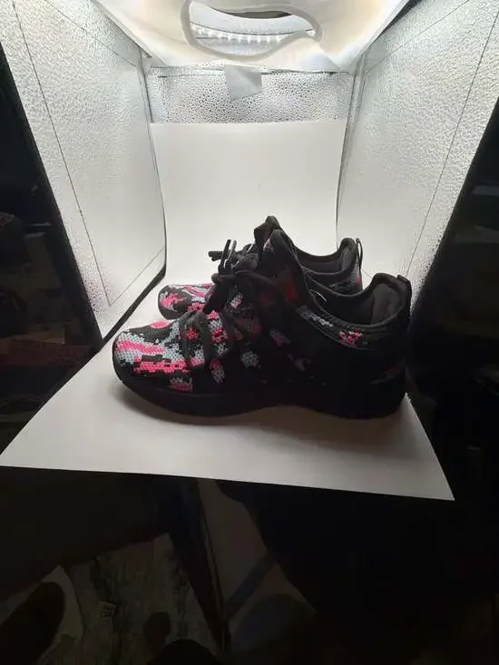 INZCOU Lightweight Breathable Mesh Running sneakers