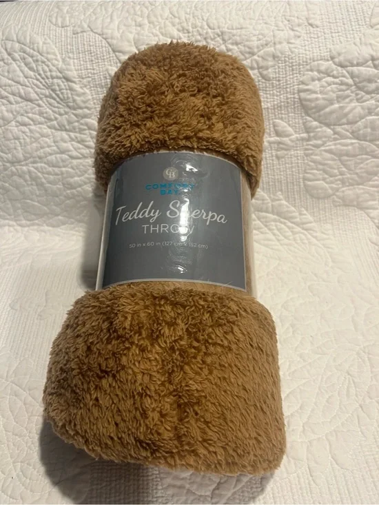 Teddy Sherpa Throw 50