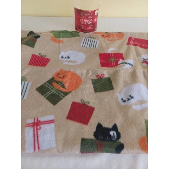 New St Nicholas Square cat print fleece throw blanket Christmas holiday 50x60
