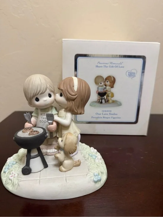 Precious Moments Cream and Pastel Couple BBQ Figurine with Dogs