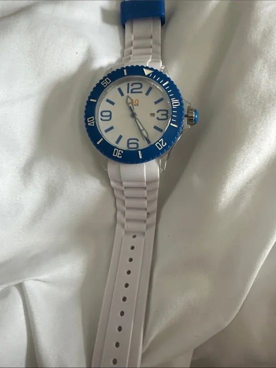 40Nine oversized watch