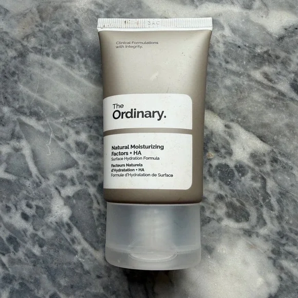 New The Ordinary Natural Moisturizing Factors + HA