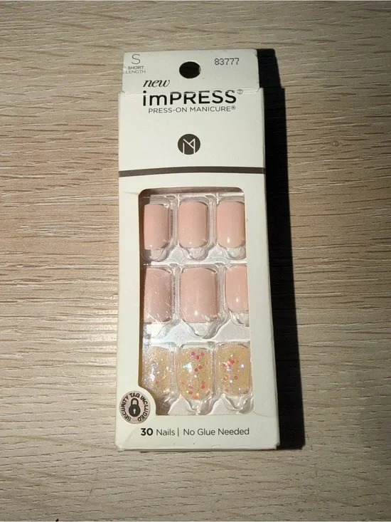 imPRESS Nude Pink & Glitter Press-On Manicure - 30 Nails