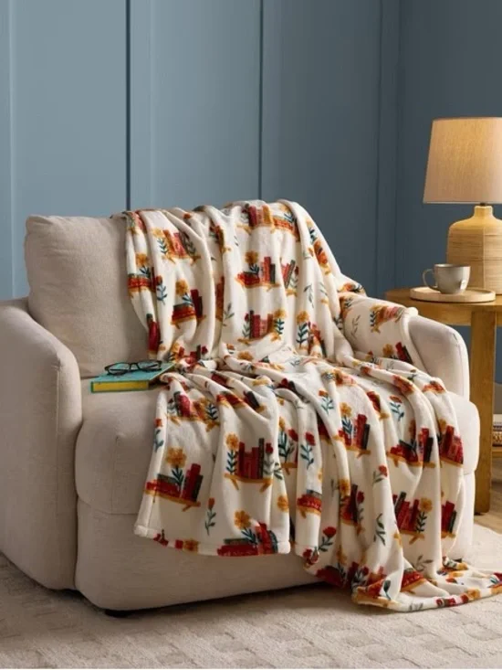 Book Shelf Floral Book Reader Lounge Throw, 60