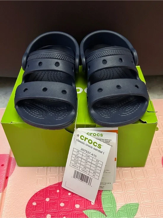 Crocs Classic Crocs Sandal Toddler Navy Blue C7 BRAND NEW