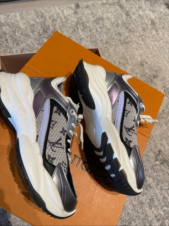 Louis Vuitton White Black Silver LV Monogram Run Away Sneakers