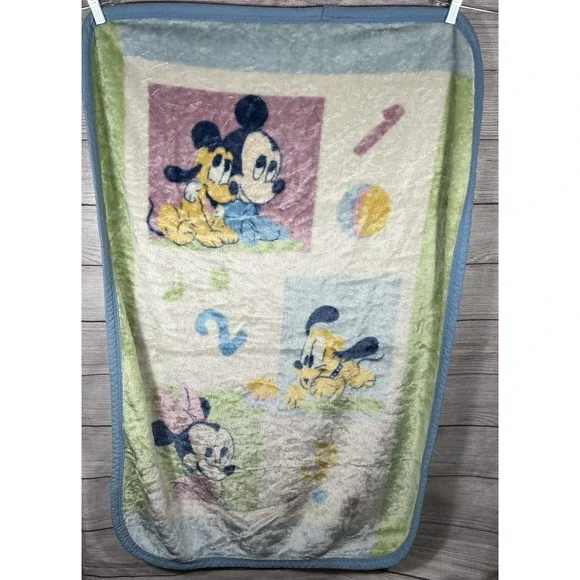 Vintage Disney Y2K Mickey Minnie Pluto Blue/Green Luxe Baby Mink Blanket 30X 43