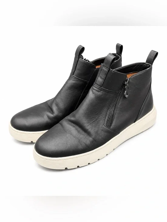 Vionic‎ Brinkely Black Leather Zip Sneaker Booties Comfort Minimalist Core Sz 8