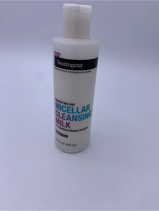 Micellar Cleansing Milk