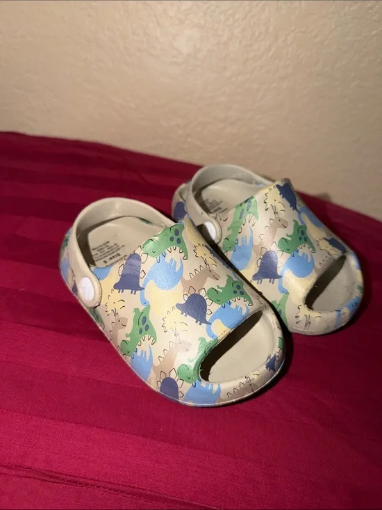 Toddler Dinosaur Print Slip-On Sandals - Green/Blue Multi