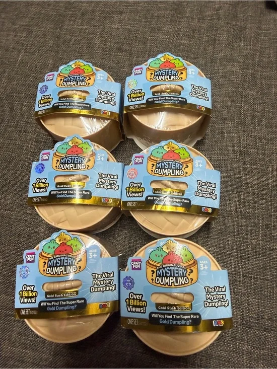 RMS Mystery Dumpling Party Favors - Beige/Gold Collectible Surprise (6-Pack)