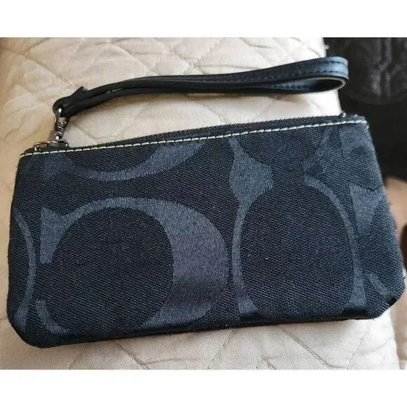 Coach signature canvas corner zip wristlet, black on black with Jacquard lining