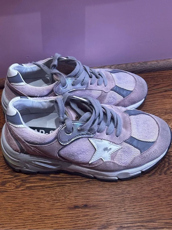 Golden goose dad star worn twice