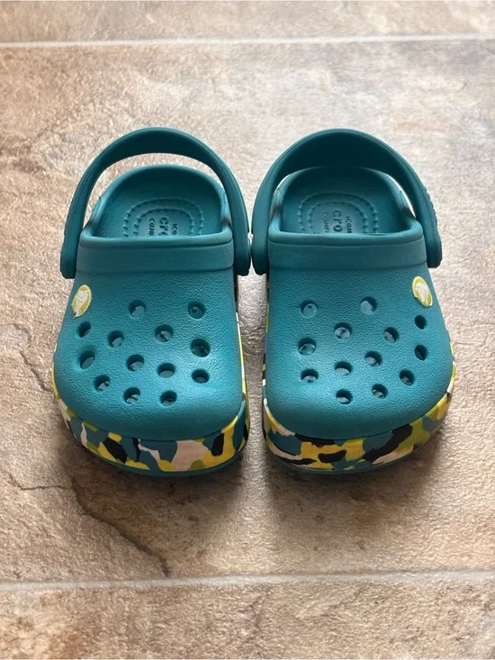 Kid’s Marbled Bottom Crocband Clog Toddler Size 6