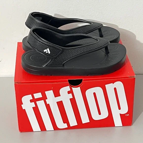 FitFlop iQushion Back-Strap Flip-Flops Kids 10C‎ Black Ergonomic Sandals