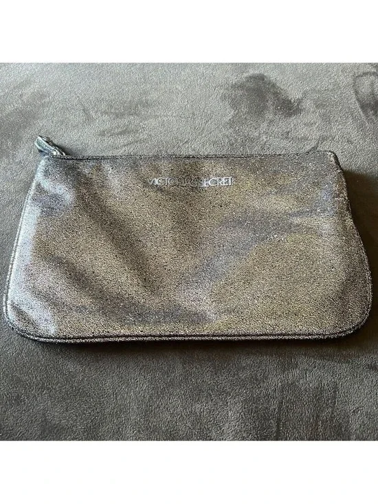 🌟 Victoria Secret Silver Large Clutch