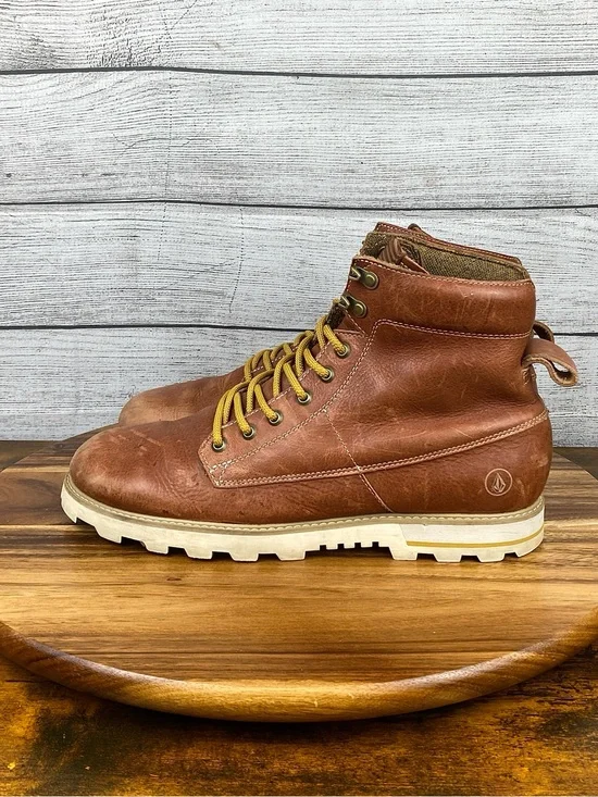 Volcom Smithington Rust Brown Lace Up Boots Men’s Shoe Size 11