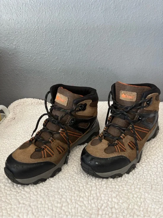 Men's Brown Hiking Boots with Orange Trim