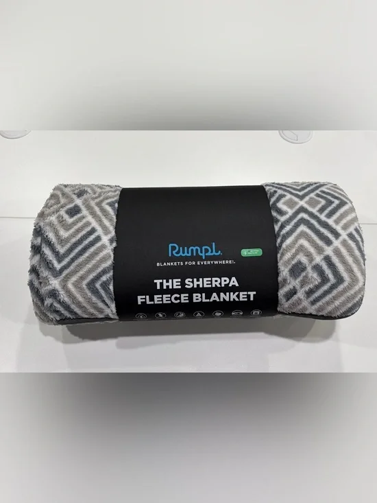 RUMPL The Sherpa Fleece Throw Blanket 50x70” Cabincore NWT Gray Pattern Cozy