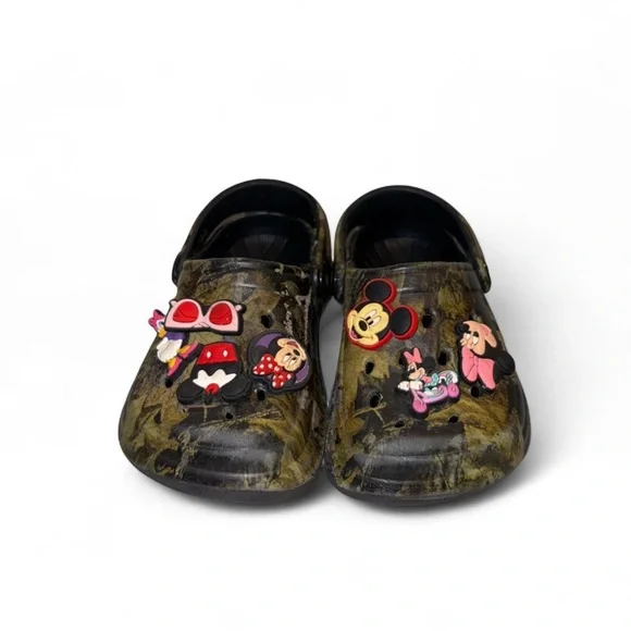 Kids Black & Olive Green camo Cartoon Charm Slip-On Clogs