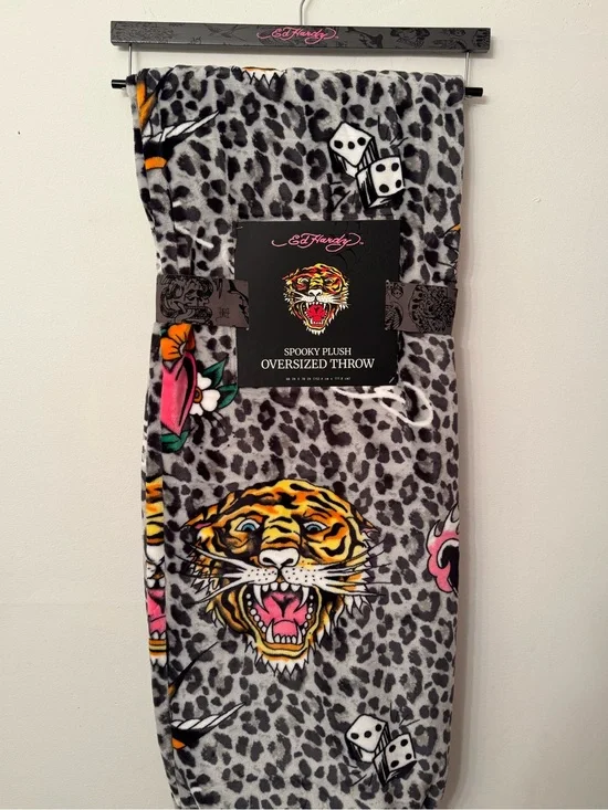 Ed Hardy Tiger Leopard Print Gray Plush Oversized Throw Blanket