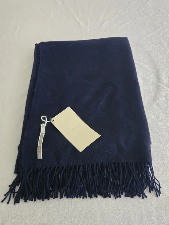 Alicia Adams Alpaca Throw, Navy