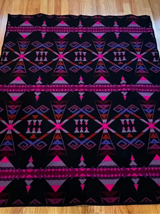 NWT Pendleton Beaver State Wool Blanket 80x86 (queen)