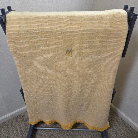 Vintage Yellow Waffle Weave Thermal Blanket Satin Trim 80x70 Retro MCM Bedding