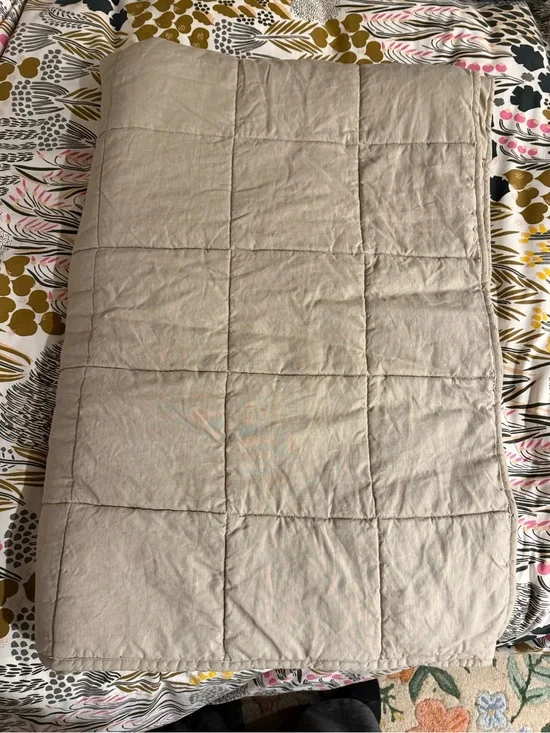IKEA Beige Quilted Home Throw