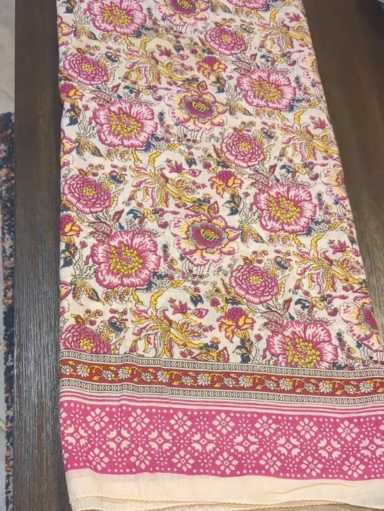 Pretty And Bright Vintage Rectangle Pink Floral Cotton Tablecloth