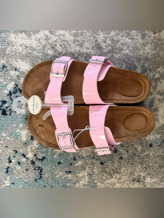 NWOT Women’s Pink Double-Buckle Slide Sandals - size 9-10