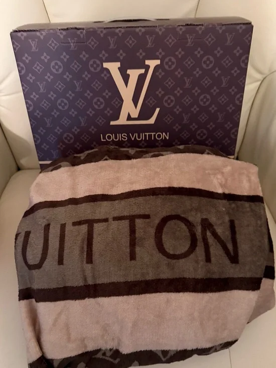 LV Brown and Cream Checkerboard Blanket WITH BOX