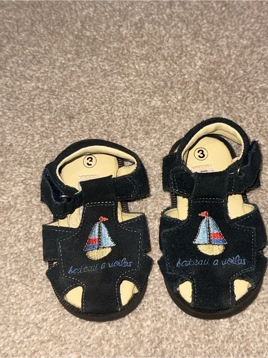 Lullaby club Kids Navy Sailboat Sandals