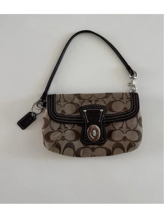 Vintage Coach Legacy Signature Canvas Turn Lock Wristlet