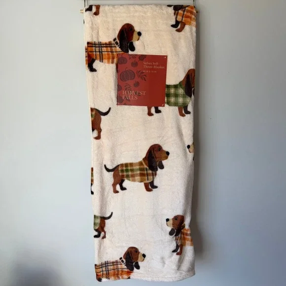 New Dachshund Dog Autumn Fall Throw Blanket 60x70 Brown Plaid Sweaters Cute